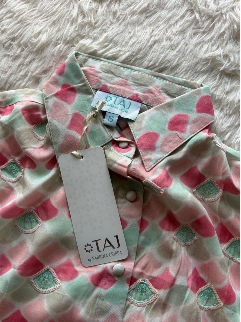 TAJ by Sabrina Crippa Pink & Mint Scallop Silk Shirt